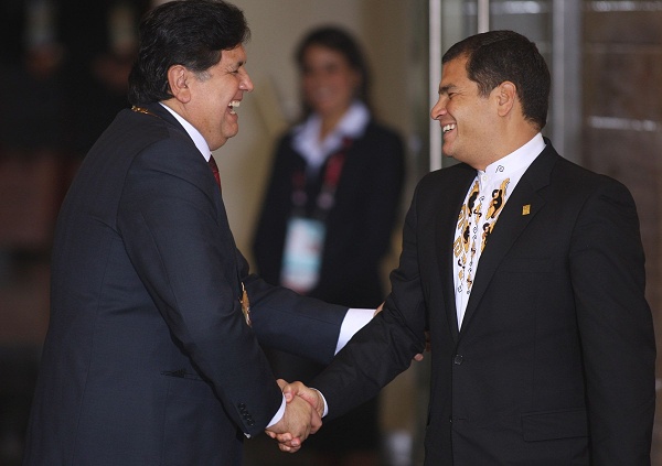 ALC-UE: Alan García y Rafael Correa